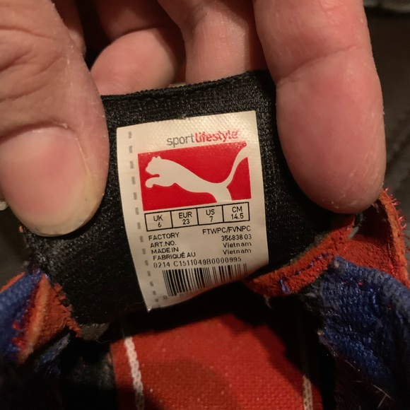 🌈BOGO 50% off🌈 Red w Blue Stripe Pumas, Velcro, Loved But GUC! Baby 7 - Picture 6 of 6